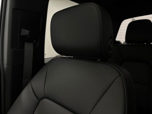 New 2026 GMC Canyon Elevation w/ Convenience Package image 37