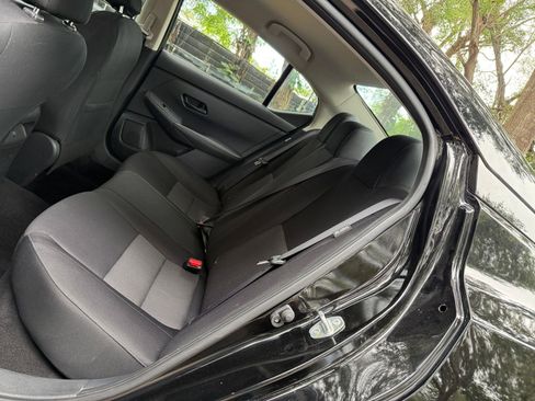 Used 2025 Nissan Sentra SV FWD image 34