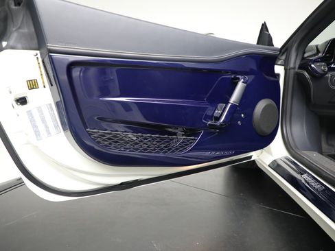 Certified 2015 Ferrari 458 Speciale A image 25