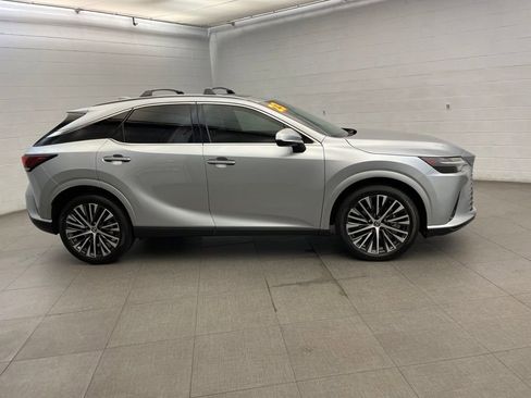 Used 2023 Lexus RX 350 Premium Plus w/ Accessory Package (Z1) FWD image 3