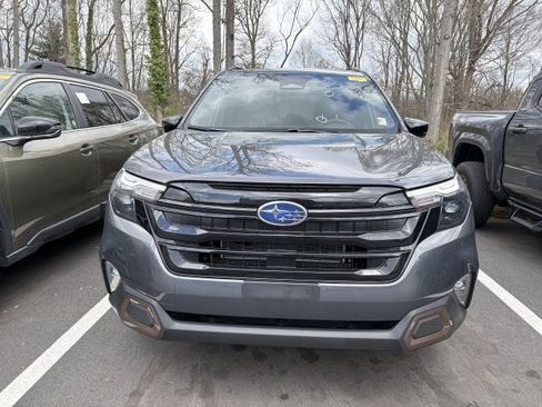 Used 2025 Subaru Forester Sport image 2