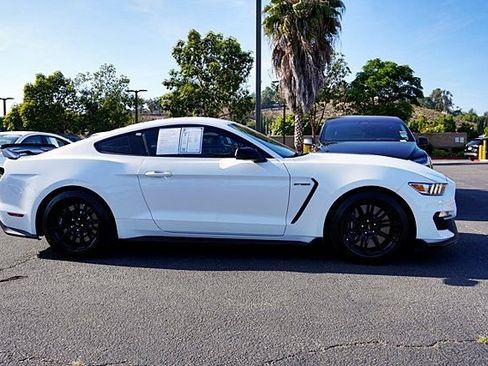 Used 2020 Ford Mustang Shelby GT350 w/ Technology Package RWD image 7