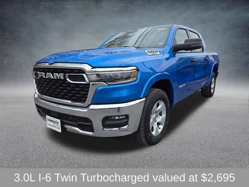 Used 2025 RAM 1500 Big Horn AWD/4WD image 4