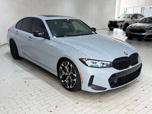 Certified 2025 BMW 330i Sedan RWD image 6