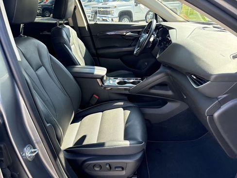 Used 2021 Buick Envision Essence FWD image 26