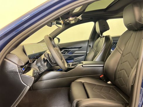 Used 2026 BMW 530i image 5