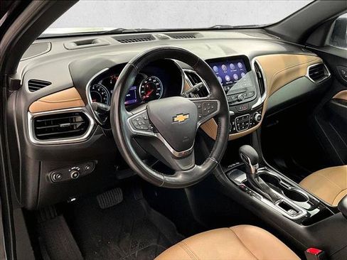 Used 2022 Chevrolet Equinox Premier FWD image 14