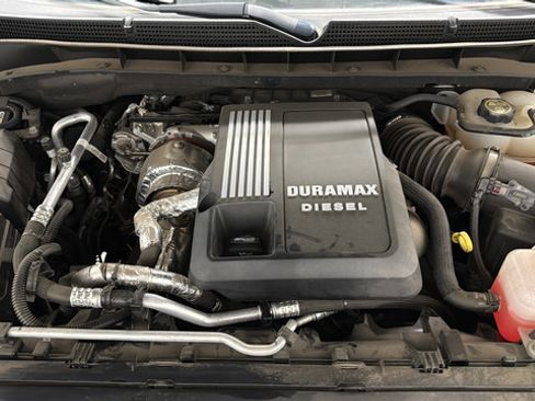 Used 2022 GMC Yukon Denali w/ Denali Ultimate Package AWD/4WD image 28
