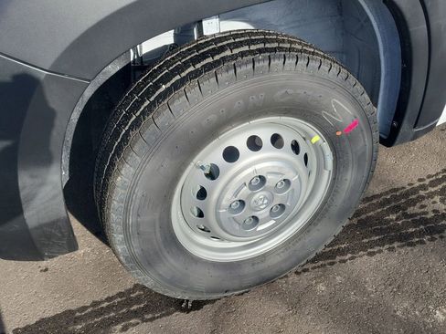 New 2026 RAM ProMaster 2500 w/ Convenience Group image 10