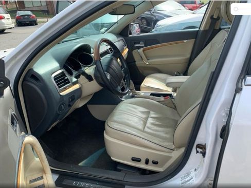 Used 2012 Lincoln MKZ FWD image 29