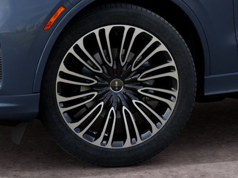 New 2027 Lincoln Aviator Black Label AWD/4WD image 19