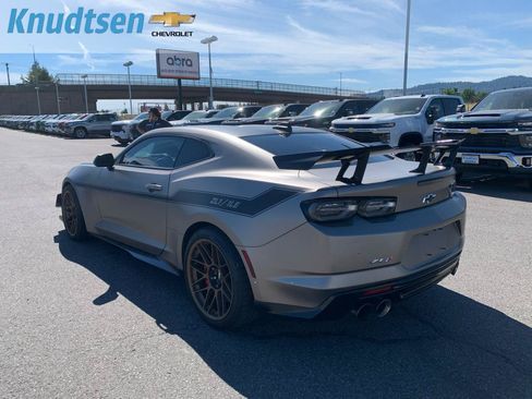 Used 2021 Chevrolet Camaro ZL1 RWD image 5
