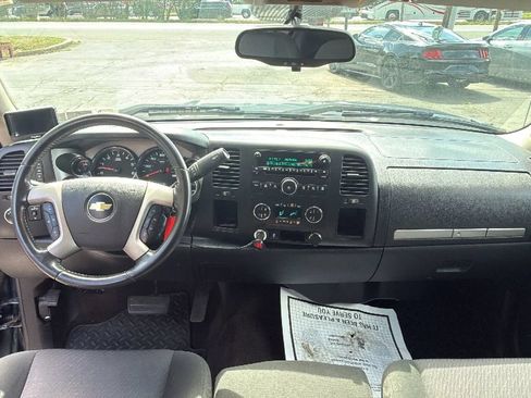 Used 2011 Chevrolet Silverado 1500 LT w/ All-Star Edition RWD image 9