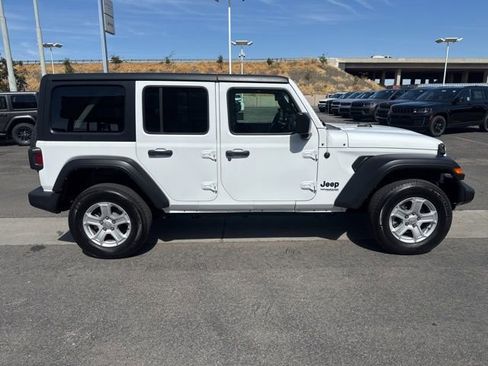 Certified 2022 Jeep Wrangler Unlimited Sport AWD/4WD image 7