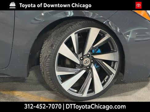 Used 2024 Toyota Corolla SE FWD image 2