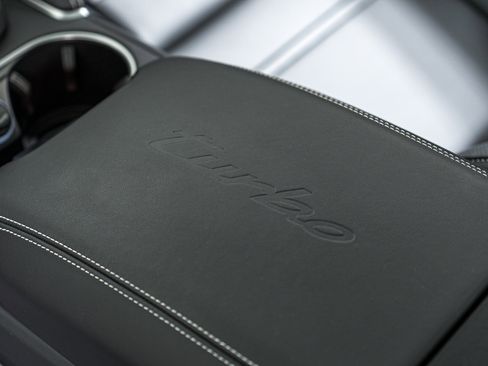 Certified 2024 Porsche Cayenne Turbo image 29