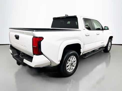 Used 2024 Toyota Tacoma SR5 image 4