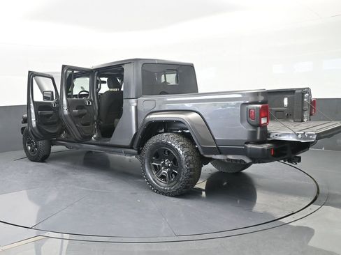 Used 2022 Jeep Gladiator Sport image 68