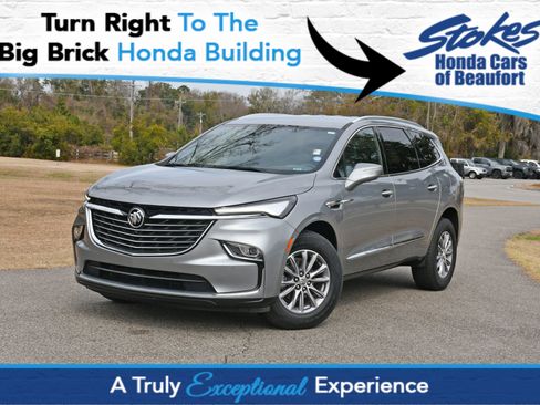 Used 2024 Buick Enclave Premium image 1