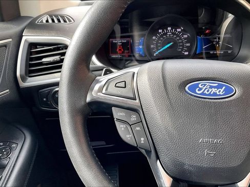 Used 2021 Ford Edge SEL w/ Convenience Package AWD/4WD image 17