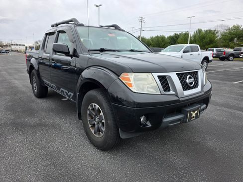 Used 2015 Nissan Frontier PRO-4X w/ Pro-4x Luxury Package image 7