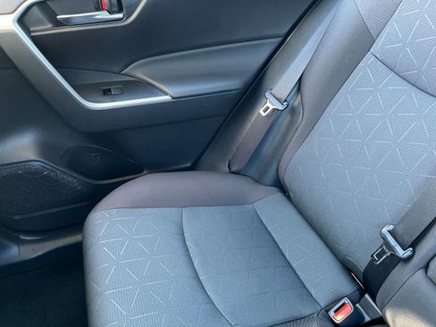 Used 2025 Toyota RAV4 XLE w/ Convenience Package image 42