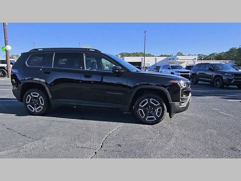 New 2026 Jeep Cherokee Limited image 37