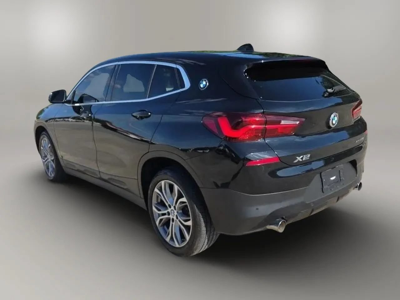 Used 2022 BMW X2 sDrive28i w/ Convenience Package FWD image 6