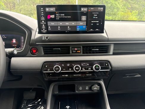 New 2026 Honda Pilot Touring image 18