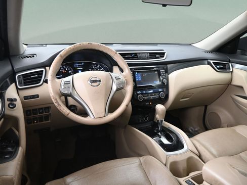 Used 2015 Nissan Rogue SL w/ SL Premium Package image 35