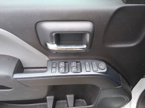 Used 2017 Chevrolet Silverado 1500 W/T image 9