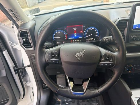 Used 2022 Ford Bronco Sport Outer Banks w/ Tech Package image 16