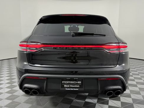New 2025 Porsche Macan image 10