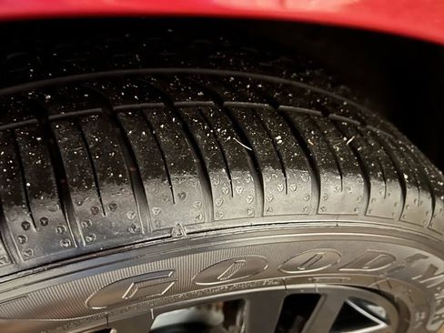 Used 2020 Land Rover Range Rover Evoque S image 11