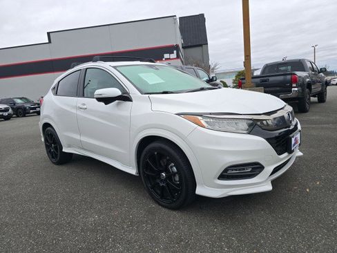 Used 2020 Honda HR-V Touring image 1