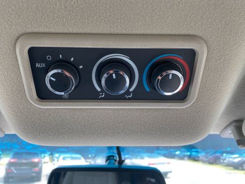 Used 2020 Chevrolet Express 2500 LS w/ Driver Convenience Package image 23