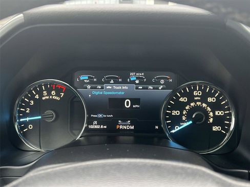 Used 2018 Ford F150 Platinum w/ Technology Package image 15