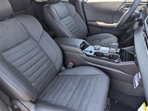 New 2025 Mitsubishi Outlander Trail Edition image 6