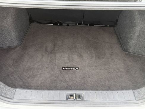 Used 2025 Nissan Versa SV image 27