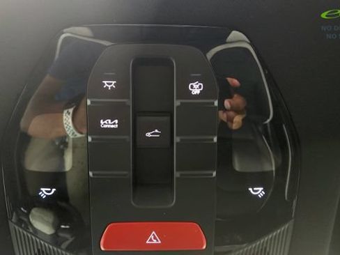 Used 2025 Kia K4 GT-Line Turbo FWD image 72