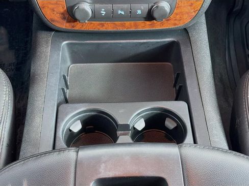 Used 2007 Chevrolet Avalanche LT w/ LT Preferred Equipment Group RWD image 17