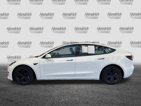 Used 2022 Tesla Model 3 Standard Range RWD image 7