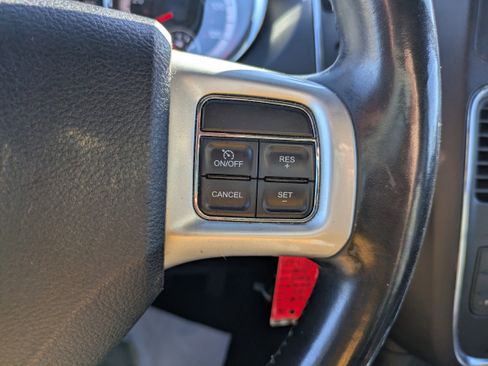 Used 2020 Dodge Grand Caravan GT image 21