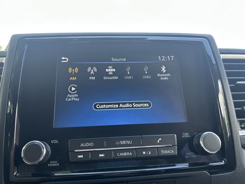 Used 2022 Nissan Frontier SV AWD/4WD image 13