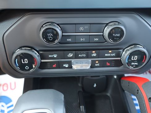New 2026 Ford Bronco Heritage Edition AWD/4WD image 15