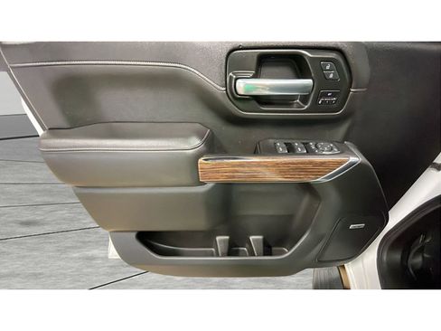 Used 2020 Chevrolet Silverado 2500 High Country w/ Z71 Off-Road Package image 10