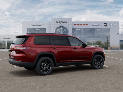 New 2025 Jeep Grand Cherokee L Altitude AWD/4WD image 4