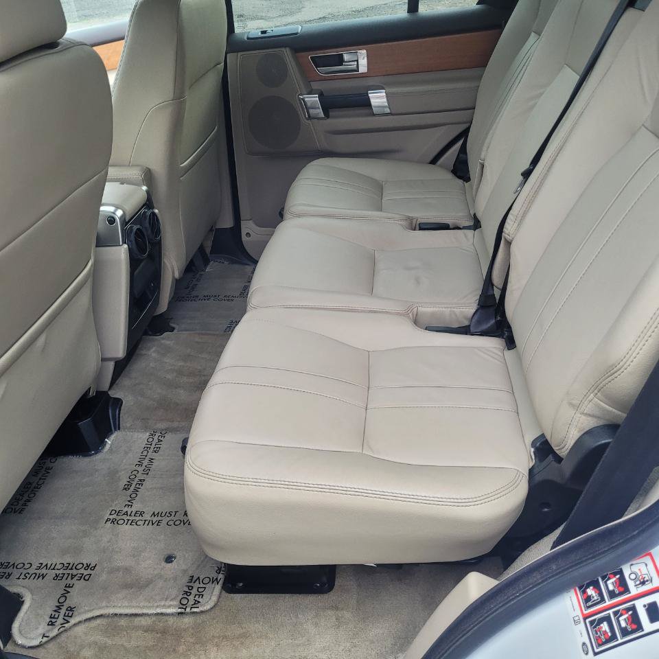 Used 2013 Land Rover LR4 HSE w/ HSE Pkg AWD/4WD image 35