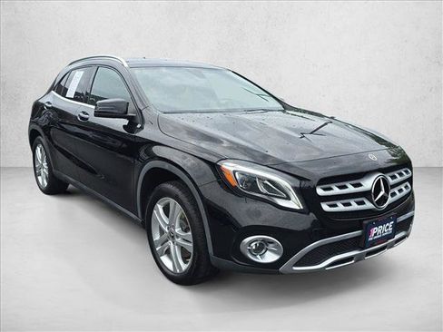 Used 2020 Mercedes-Benz GLA 250 4MATIC image 3