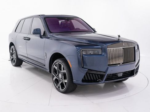 Certified 2025 Rolls-Royce Cullinan Black Badge AWD/4WD image 7